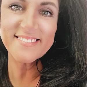 Meet your Posher, Lynette